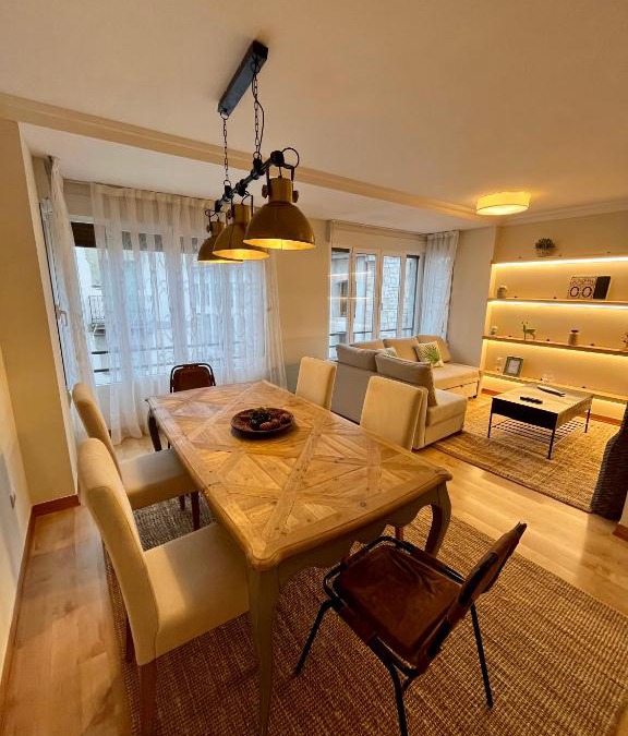 Burgos Apartment | Atuaire Home Piso Cordon Centro Historico