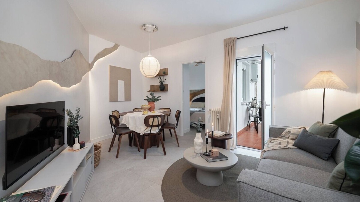 Castillejos Apartment | Atula - 3 bedrooms w/balcony in Cuzco-Castillejos