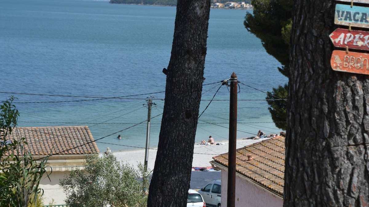 Istres Villa | Atypical villa by the beach and the forest with seaside decoration