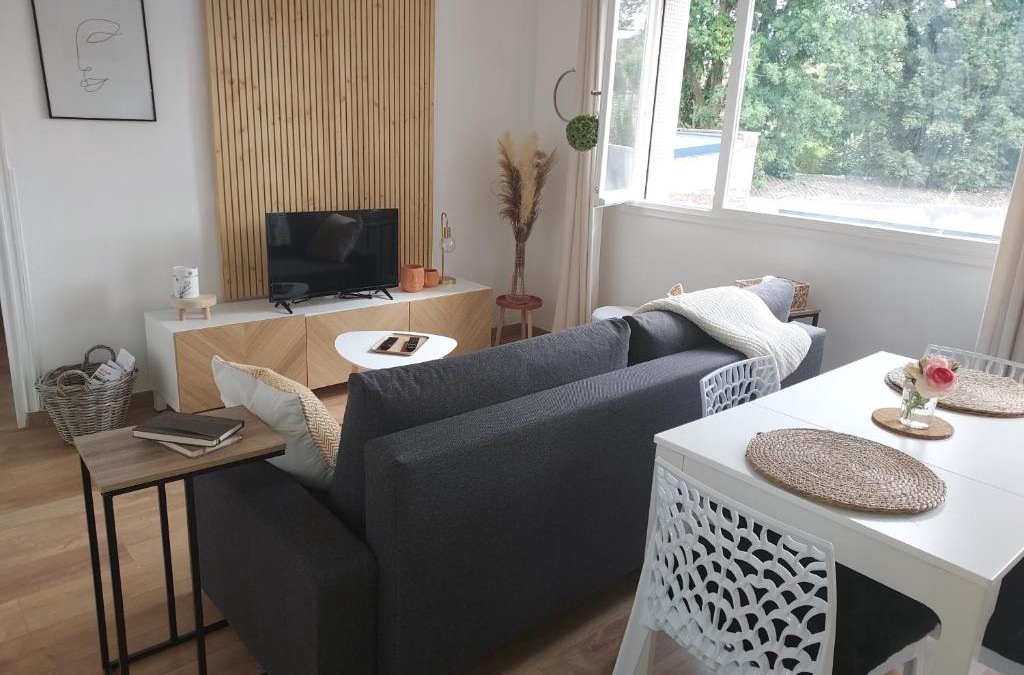 Bethune Apartment | Au Nid d'or : Appartement Tout confort Hyper Centre Béthune
