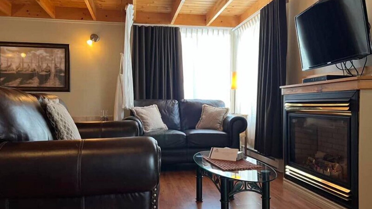 Saint Come Hotel | Auberge Aux Quatre Matins