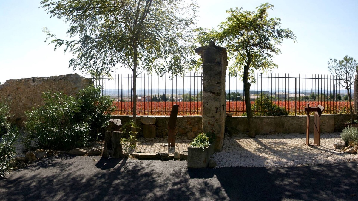 Conilhac-Corbieres Hotel | Auberge Côté Jardin