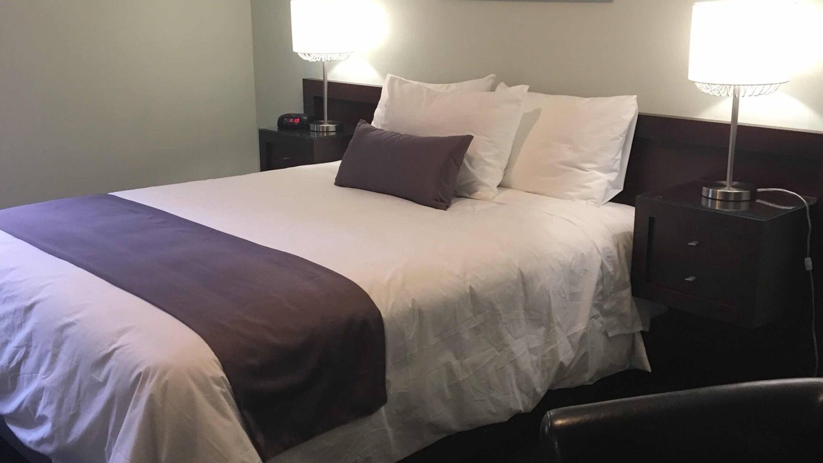 Chicoutimi House | Auberge Centre-Ville