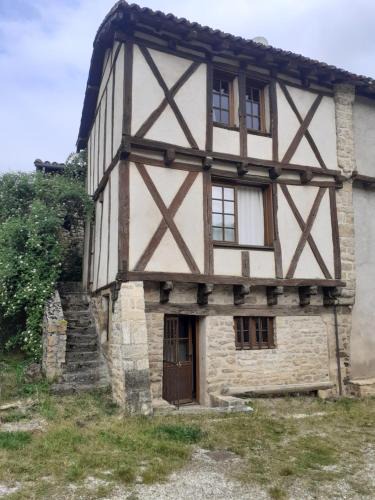 Varen House | AUBERGE dans LES GORGES DE L'AVEYRON