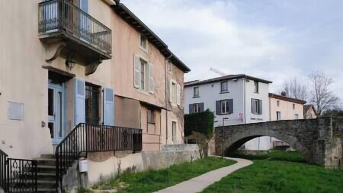 Brignais House | Auberge du Vieux Pont