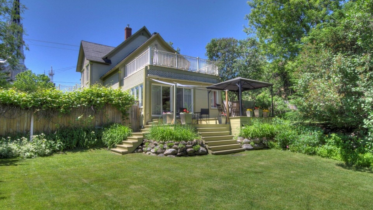Magog House | Auberge La belle Victorienne