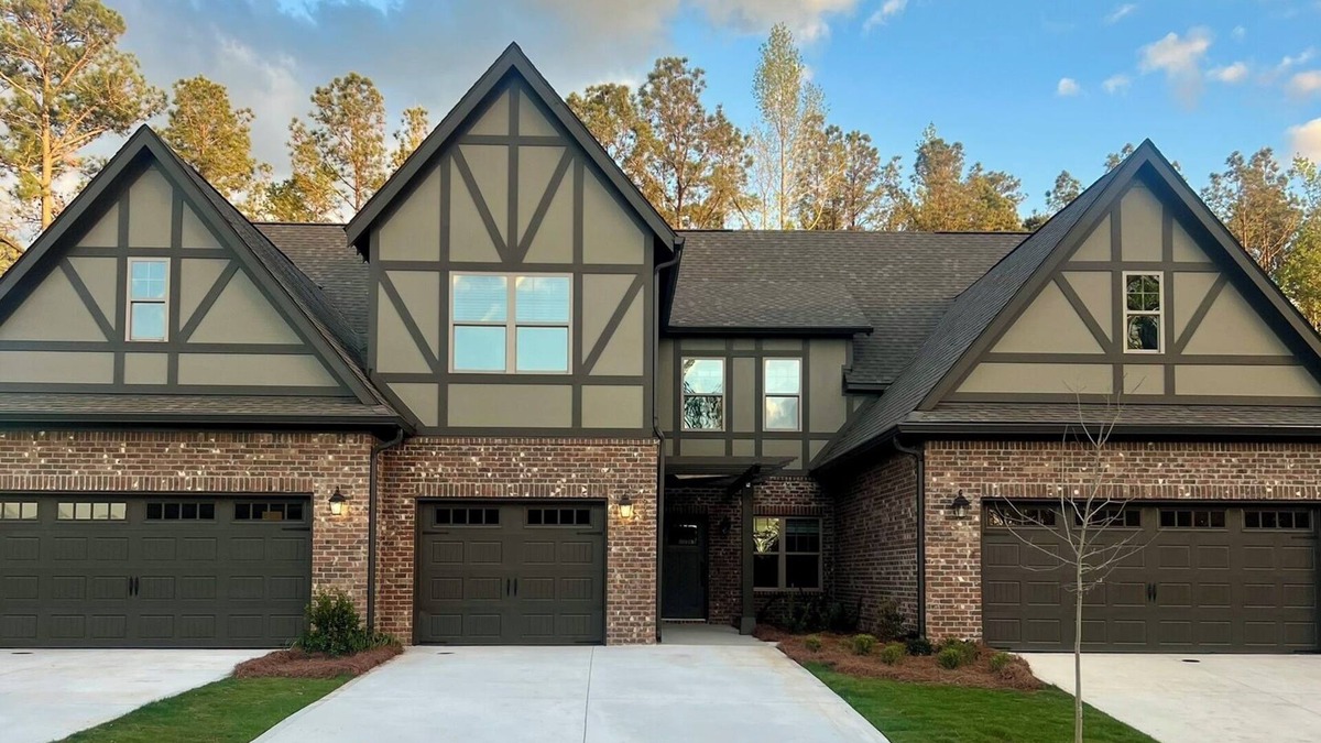 Auburn House | Aubie's Clubhouse
