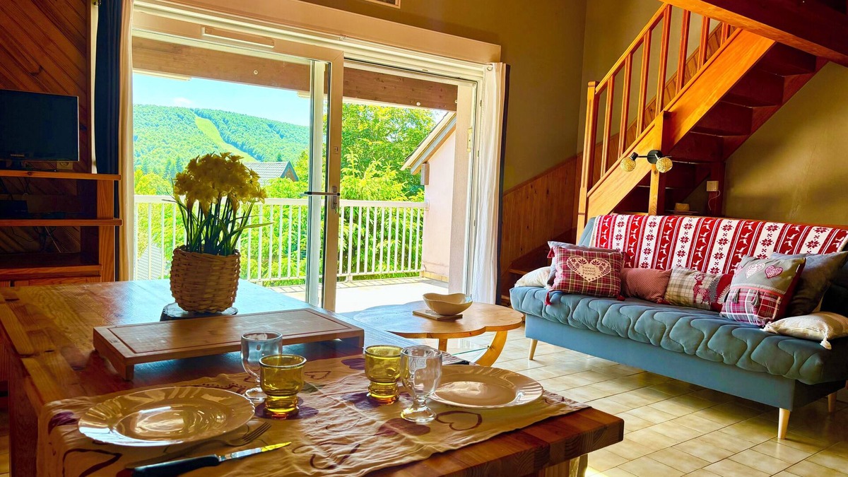 Prades-d'Aubrac House | Aubrac through the seasons