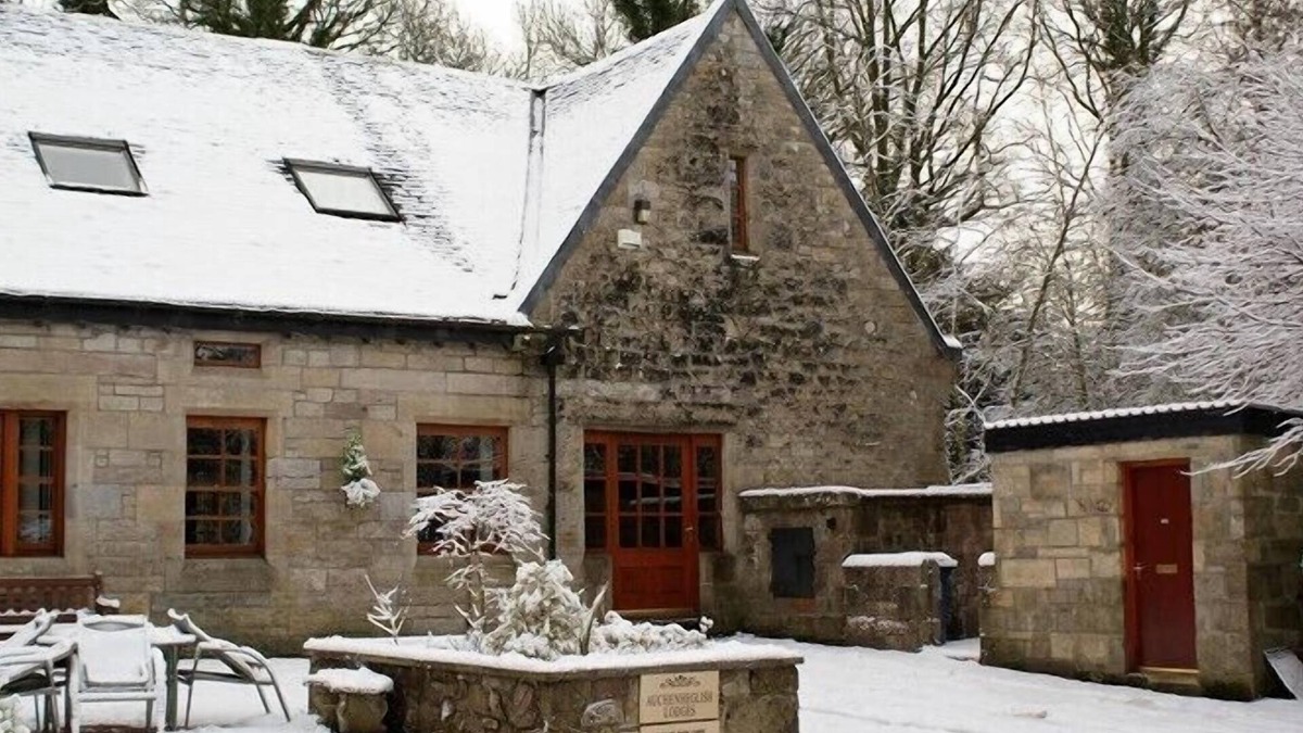 Arden House | Auchenheglish Lodges - The Stables