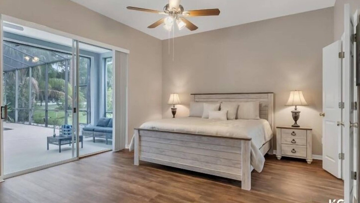 Ridgewood Lakes House | August discounts Book now!