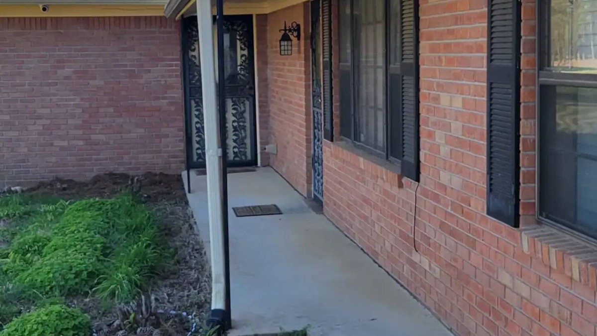 New Albany House | Aunt Mary's House