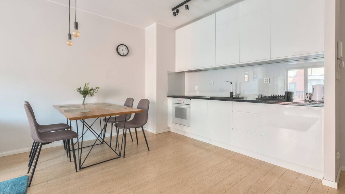 Old Town Apartment | Aura 39 by Grand Apartments