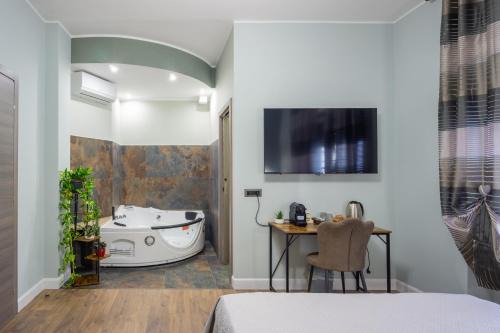 Quartiere XIII Aurelio House | Aurelia Garden Suite