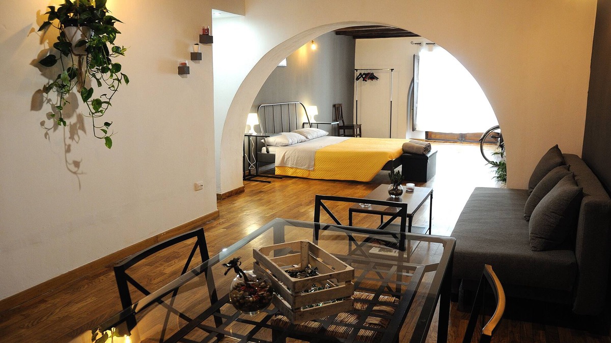 Kalsa Apartment | Aurora - elegant loft in city center