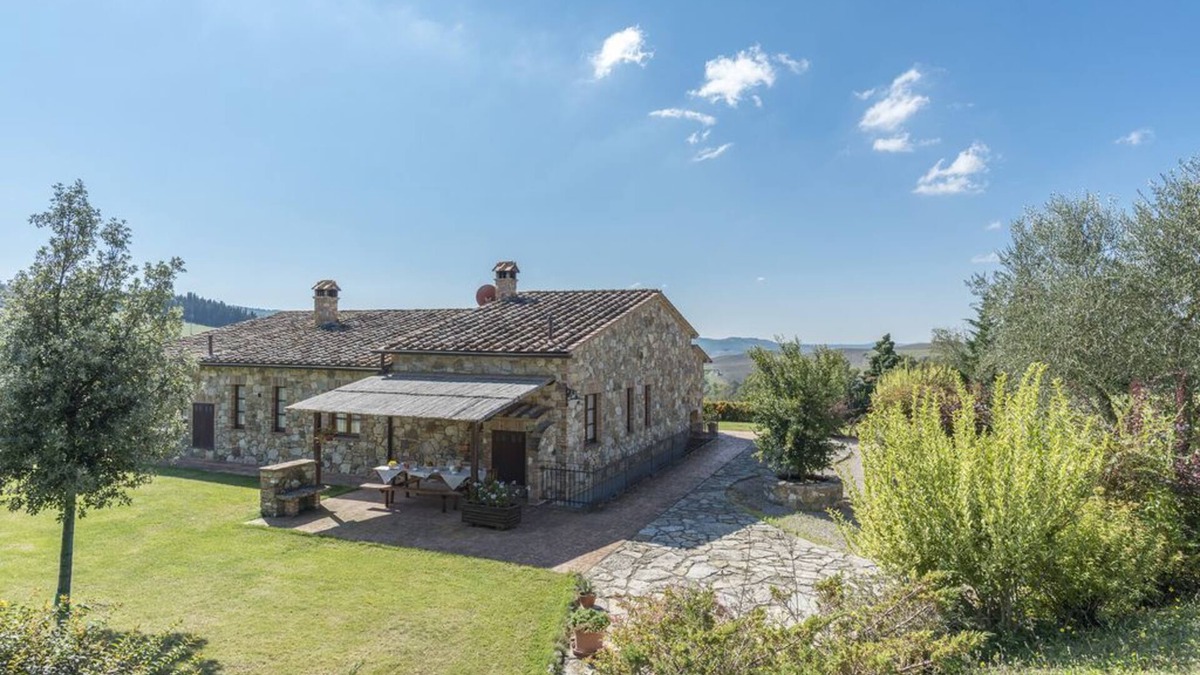 San Casciano dei Bagni House | AURORA AGRITURISMO in San Casciano dei Bagni