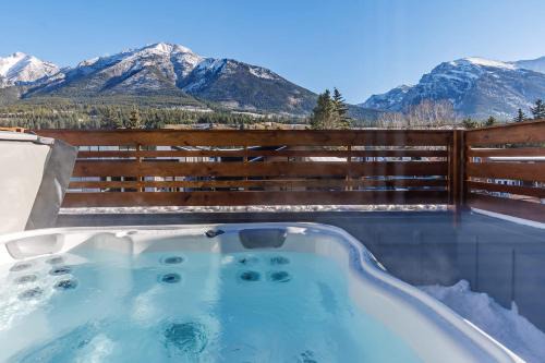Teepee Town House | Aurora Luxe - Stunning Townhouse Private Hot Tub