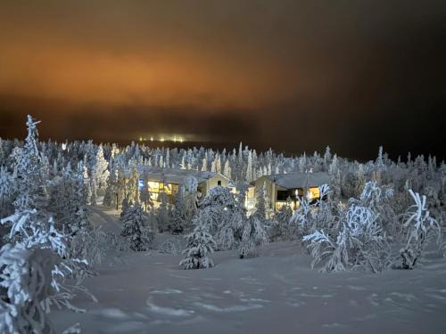 Sirkka Apartment | AuroraLevi Utsuvaara Retreat, Ski-In