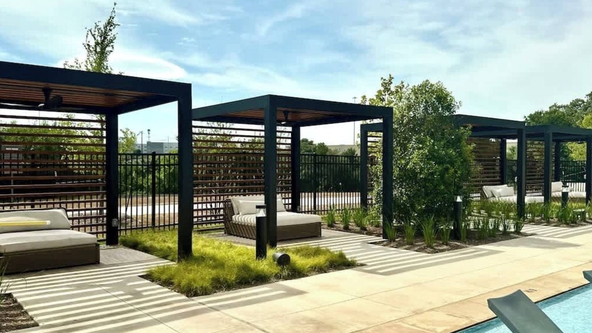McNeil Apartment | Austin Hideaway w- Pool & Gym