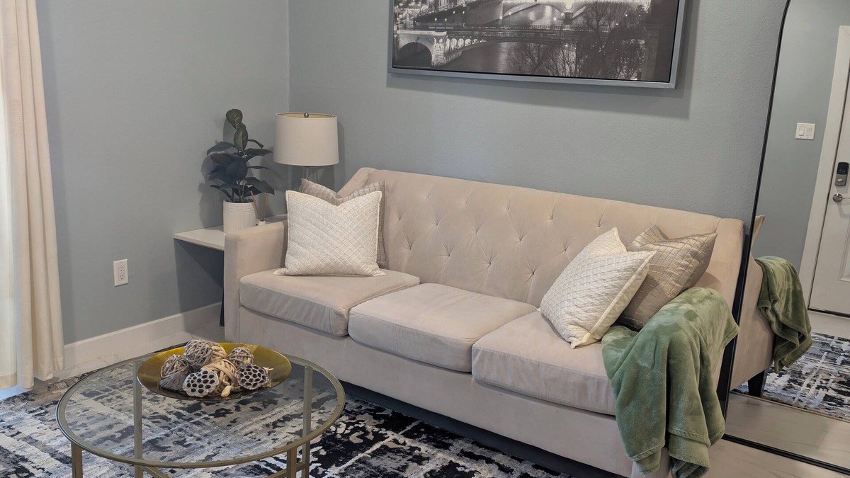 Village At Walnut Creek Apartment | Austin Metric Domain Comfy Cozy Convenient