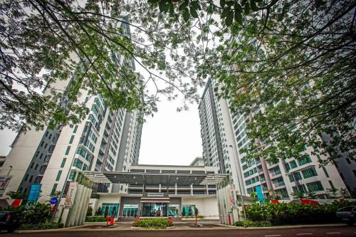 Taman Mount Austin Apartment | Austin Regency by JC Home Experience