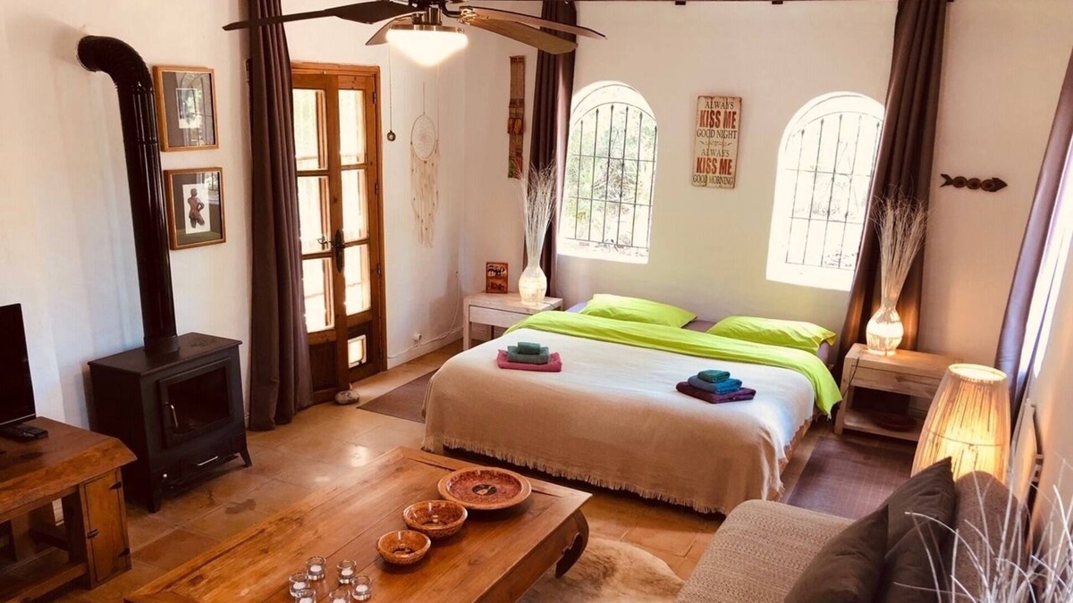 Santa Eulalia del Rio Cottage | Authentic Ibicencan country cottage in the middle of the countryside and forest.