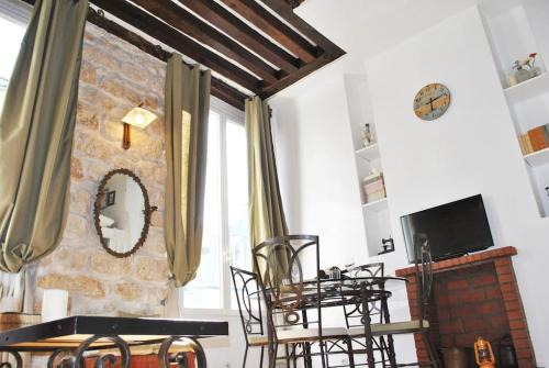 Marais Apartment | Authentic Apartment Marais