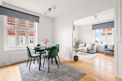Bergen City Centre Apartment | Authentic Bergen Charm in Famous Neighborhood