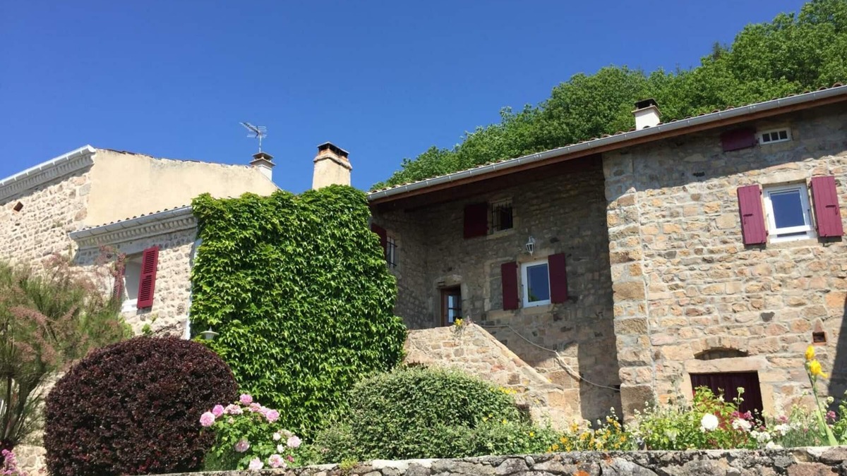 Veranne Cottage | Authentic cottage with wood stove and Wi-Fi near Pilat