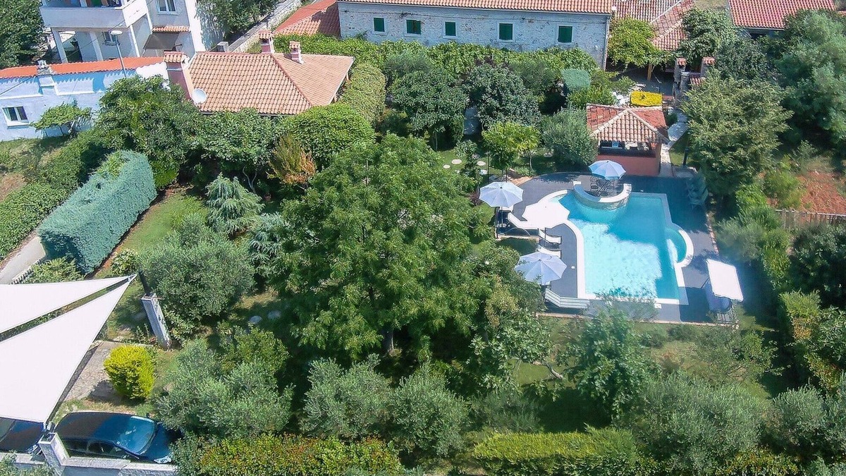 Valdebek Apartment | Authentic Istrian House - Apartment with saltwater pool- 15 min from Kamenjak