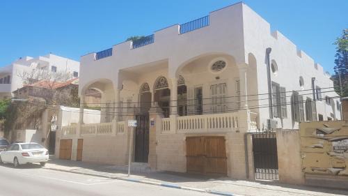 Jaffa Apartment | Authentic Jaffa Home in Maronite Quarter
