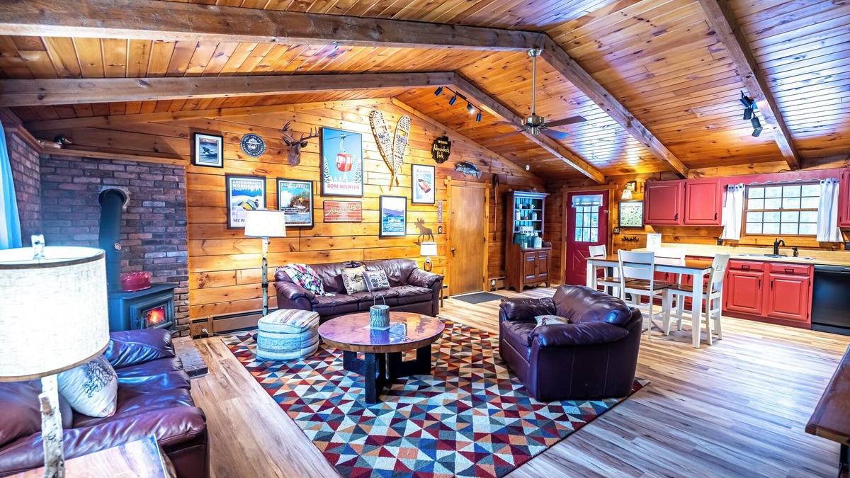 Chestertown Cabin | Authentic Lincoln Log cabin in a private setting w/nearby lakes and attractions