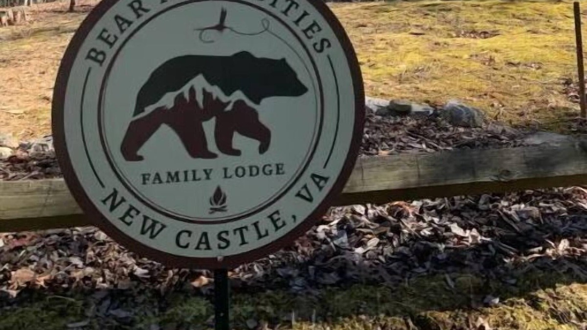 Craig Creek Cabin | Authentic Log Cabin in the Woods