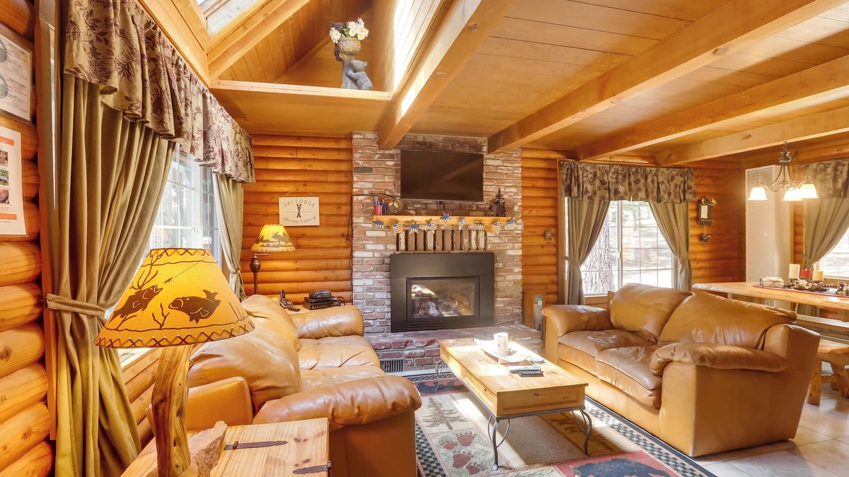 North Upper Truckee Cabin | Authentic Log Cabin w/Hot Tub in South Lake Tahoe