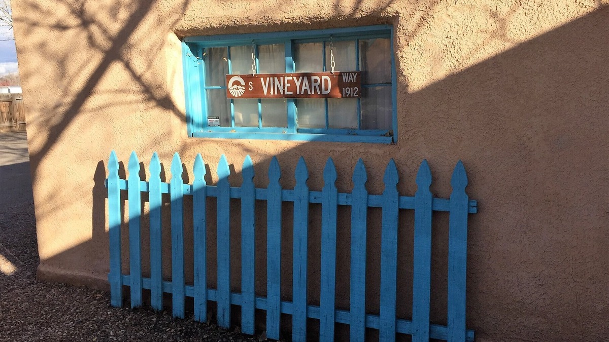 Bernalillo Apartment | Authentic New Mexico Adobe Casita in wine country/hot air balloon mecca