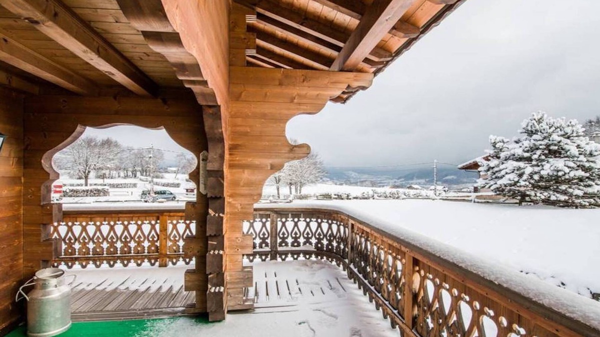 Vinzier Ski Chalet | Authentic Savoyard Chalet