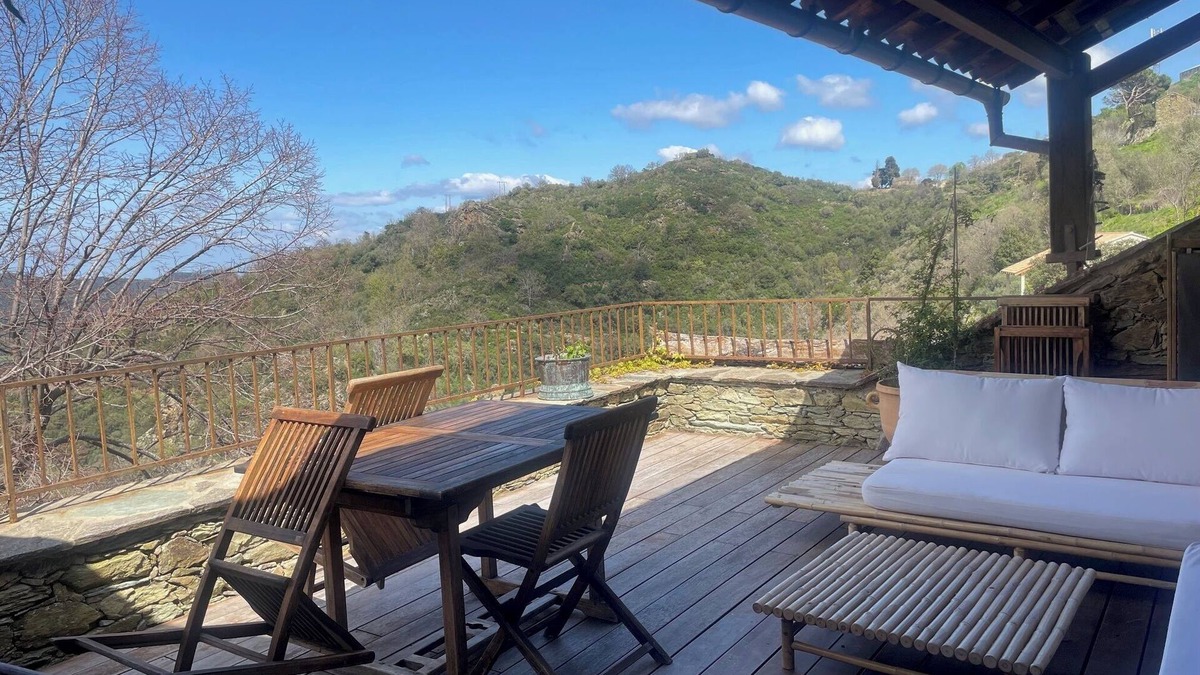 Sorio House | Authentic village house - 3 rooms 2 bathrooms 2 kitchens