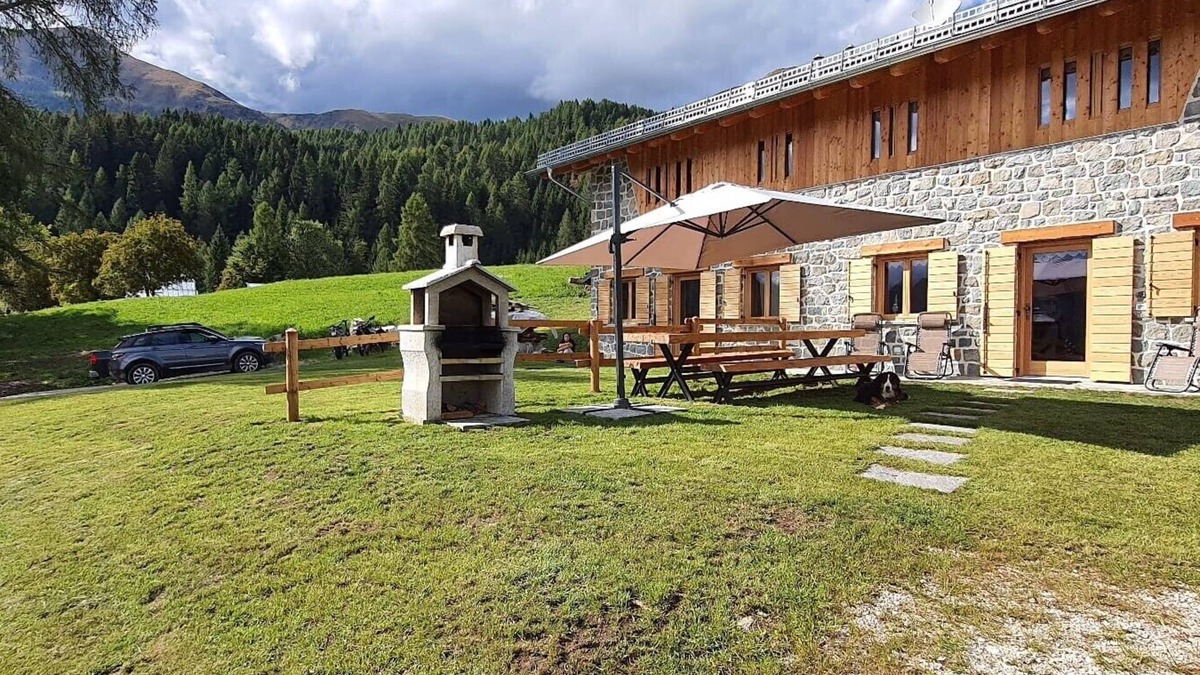 Roncegno Ski Chalet | Authentic wooden chalet with panorama, fireplace and alpine flair