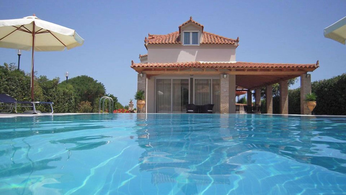 Ermionida Villa | Authorized villa by the Greek National Tourism Organization (G.N.T.O.)