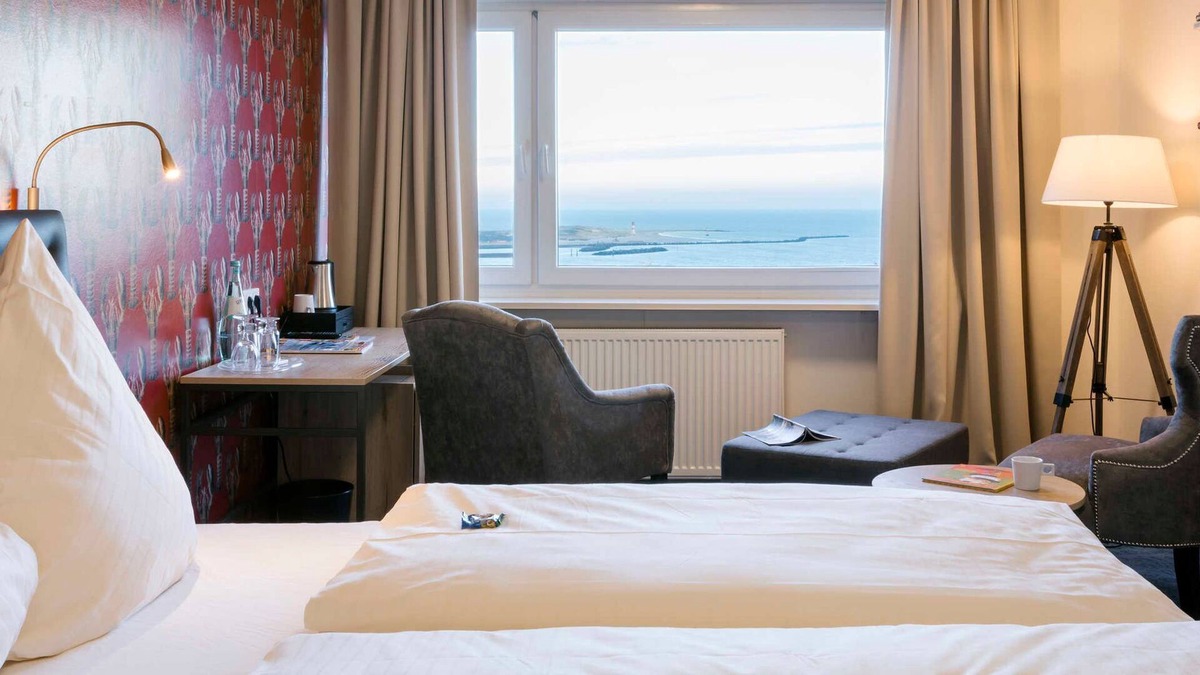 Helgoland House | Authors-doubles the lake - Hotel on the Lobster Cliffs