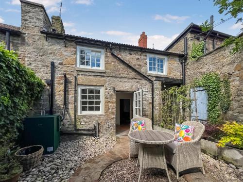 Richmond House | Autumn Cottage