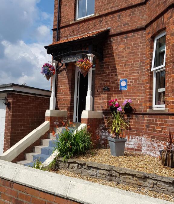 Whitby House | Autumn Leaves Guest House