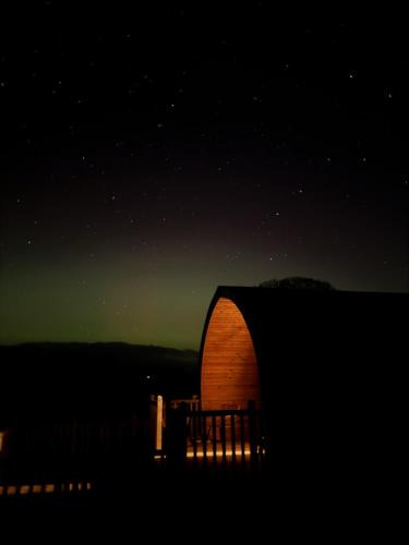 Hallington Ski Chalet | Autumn Special Offer - Secluded Luxury Cabins with stream, stargazing, walks and nature - Fell Farm Hideaway