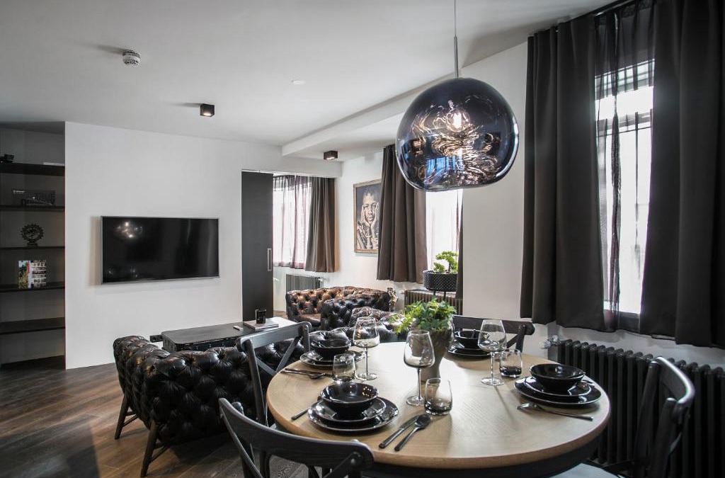 Downtown Apartment | AVA Apartments by Heimaleiga