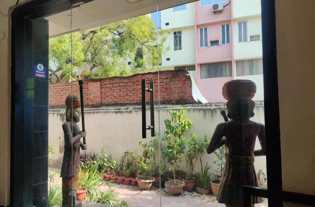 Mahmoorganj Bed & Breakfast | Avadh vihara Beds & Breakfast