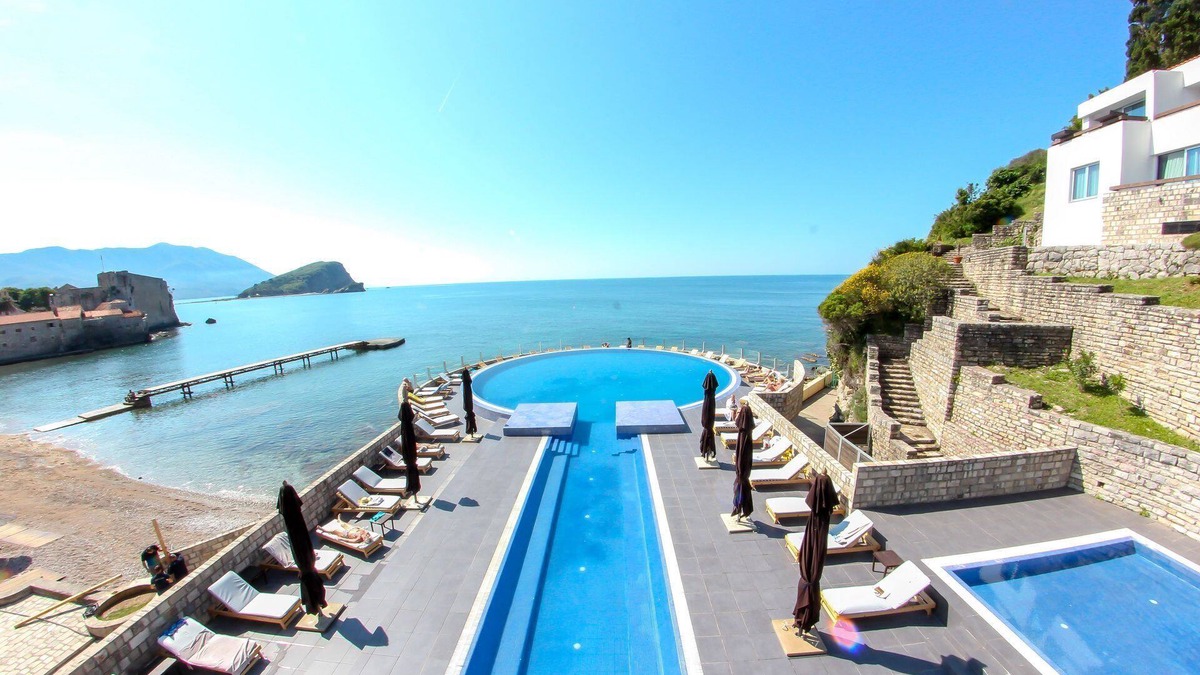 Budva Hotel | Avala Resort & Villas