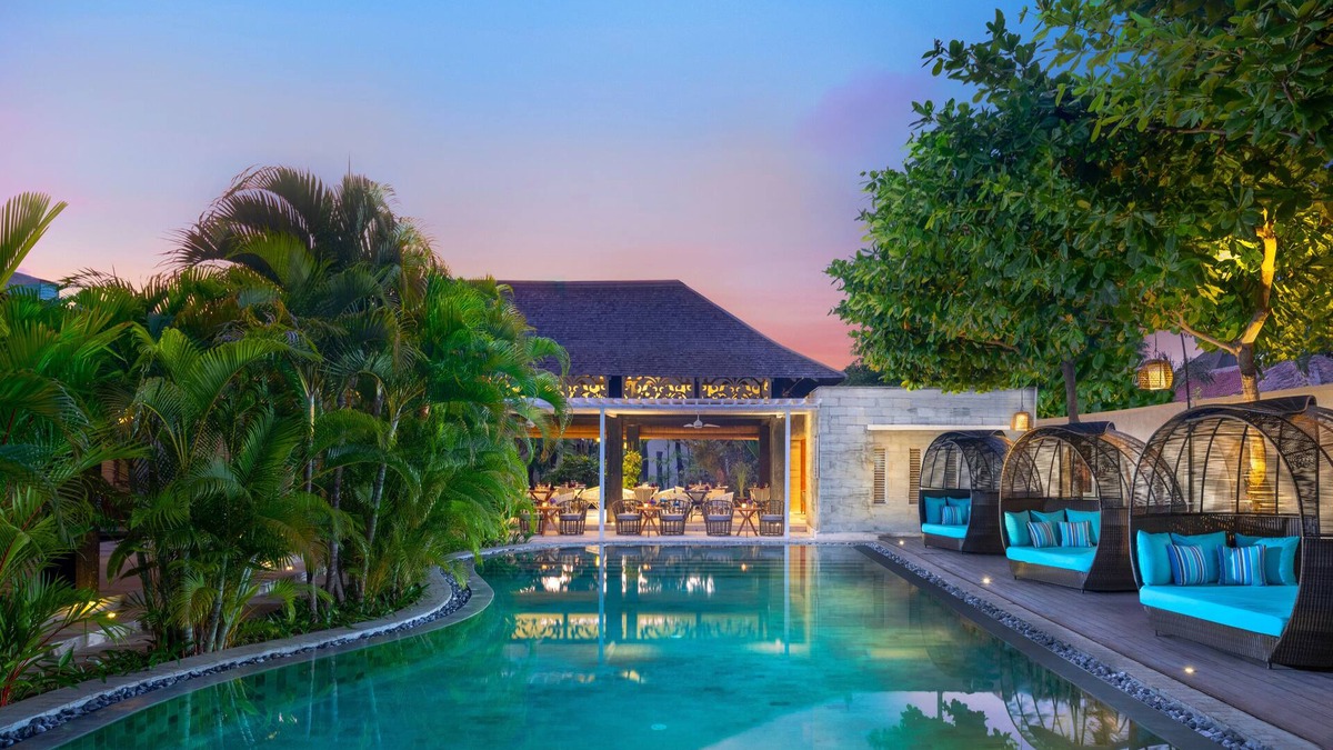 Drupadi Hotel | Avani Seminyak Resort Bali