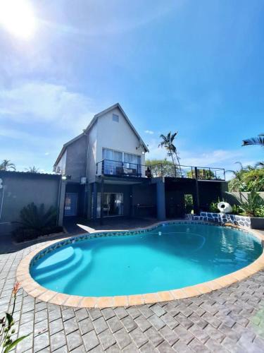 Meer En See Apartment | AveBulela Penthouse