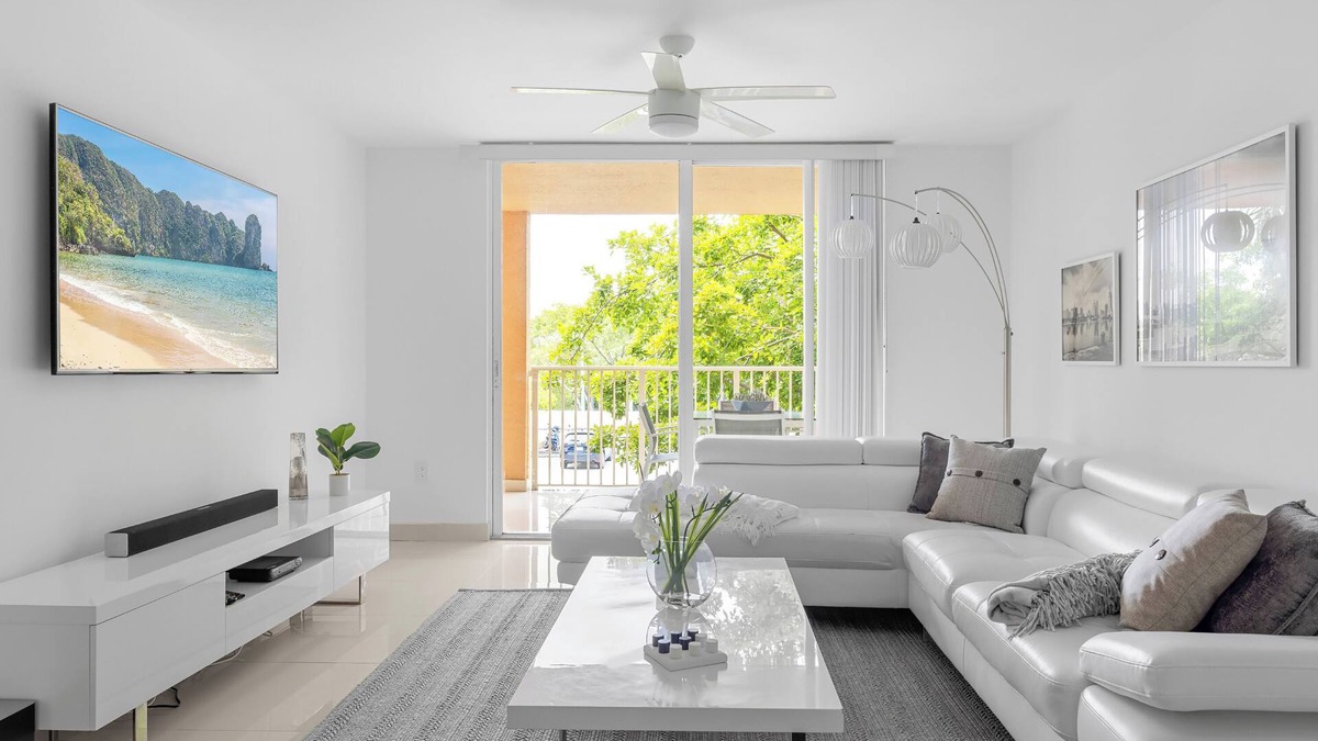 Aventura Condo | Aventura Modern 2-Bedroom Condo in Serene Community