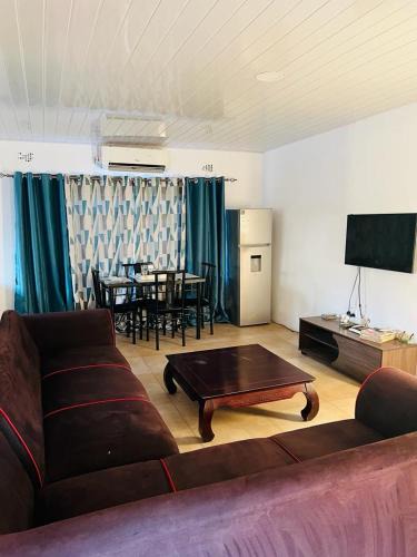 Livingstone Apartment | Avery's Perch