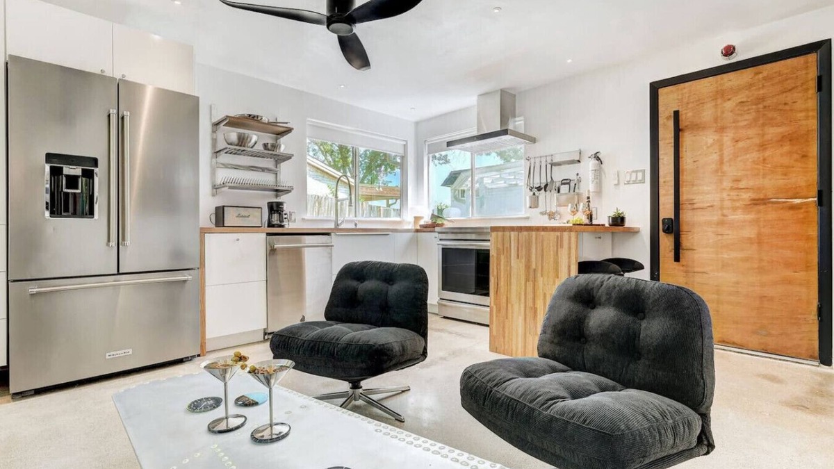 Lakeway Condo | Aviator's Suite in Lakeway